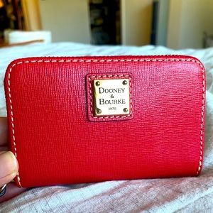 Rooney & Bourne Women's Saffiano Medium Zip Around Credit Card Case